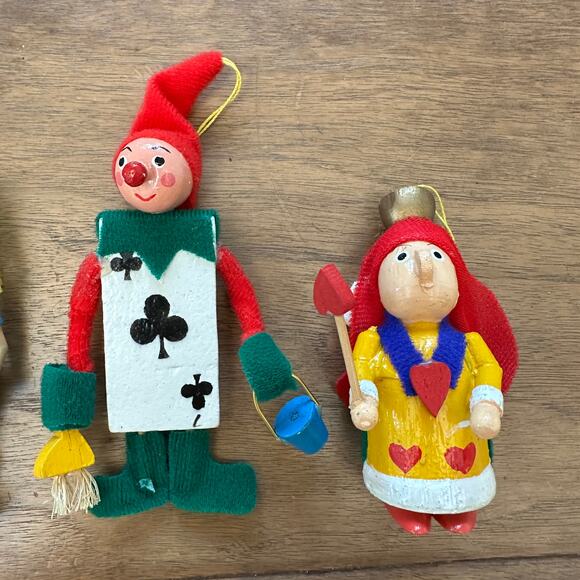 Vintage Alice in Wonderland Wood Ornaments Handmade Christmas Holiday set of 5 - Picture 5 of 7